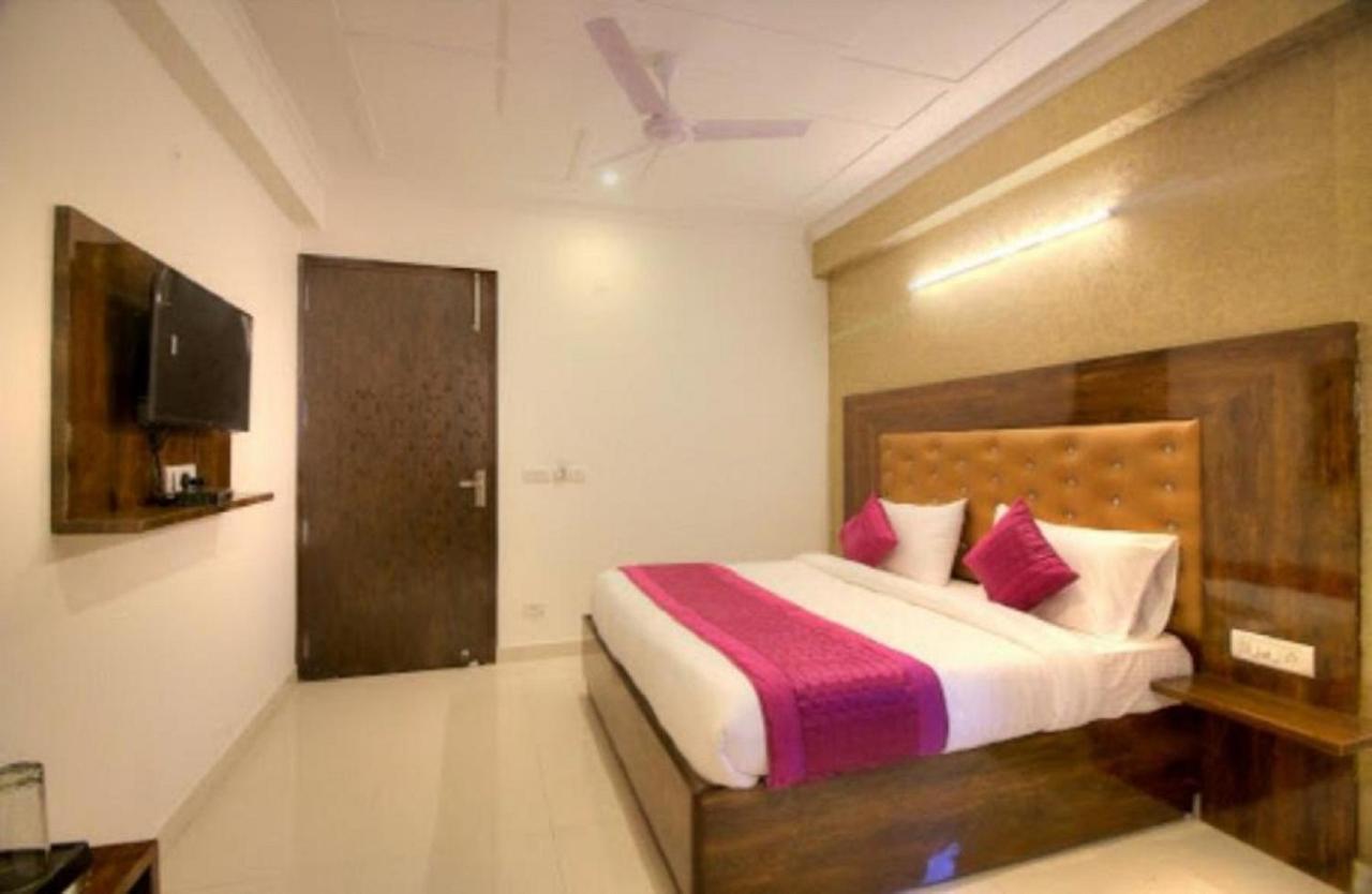 Hotel Ark Avalon- Delhi International Airport New Delhi Eksteriør bilde