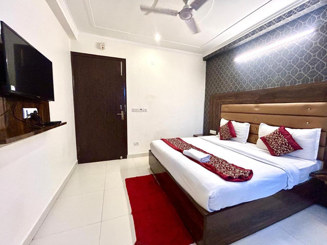 Hotel Ark Avalon- Delhi International Airport New Delhi Eksteriør bilde